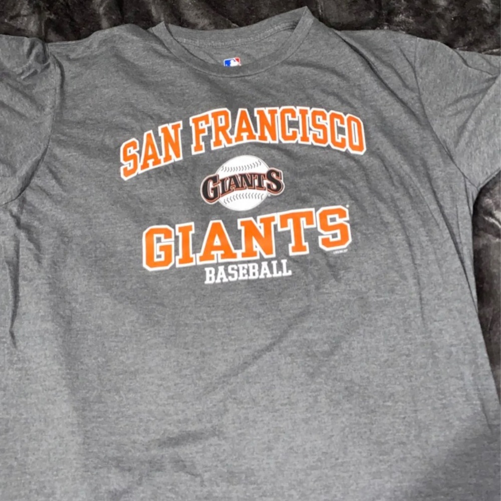 San Francisco Giants shirt